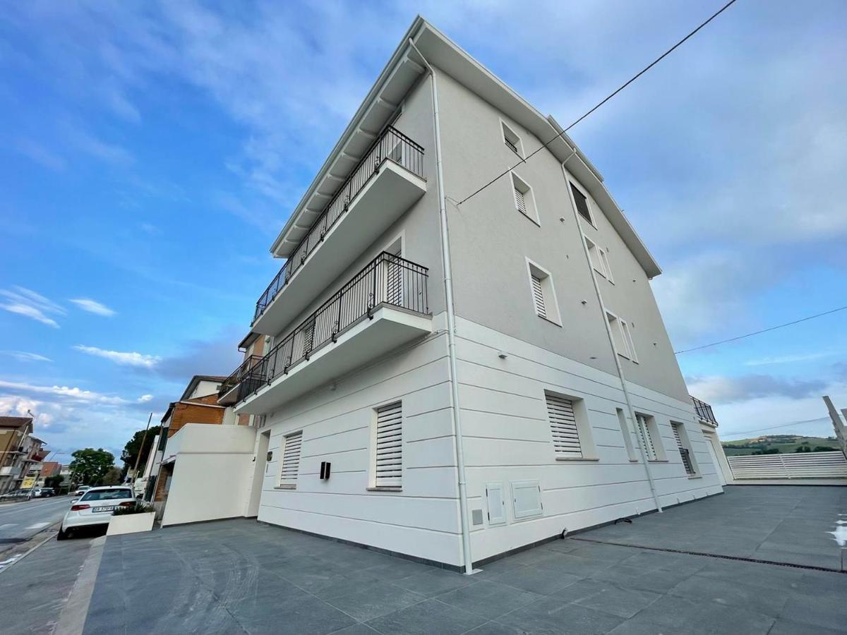 Otium Rooms / Camere E Appartamenti Morrovalle Экстерьер фото
